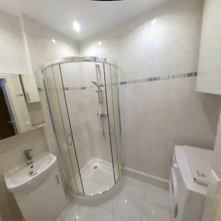 Les Dauphins Апартаменты Ницца